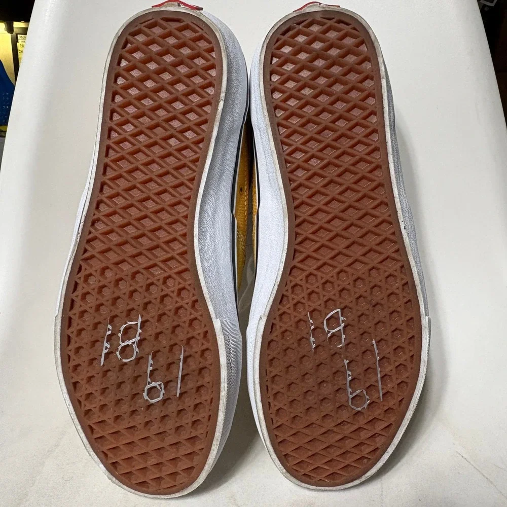 Vans Rowley Skateboarding Shoes Mens 11.5 Mustard Yellow Suede Canvas Sneakers